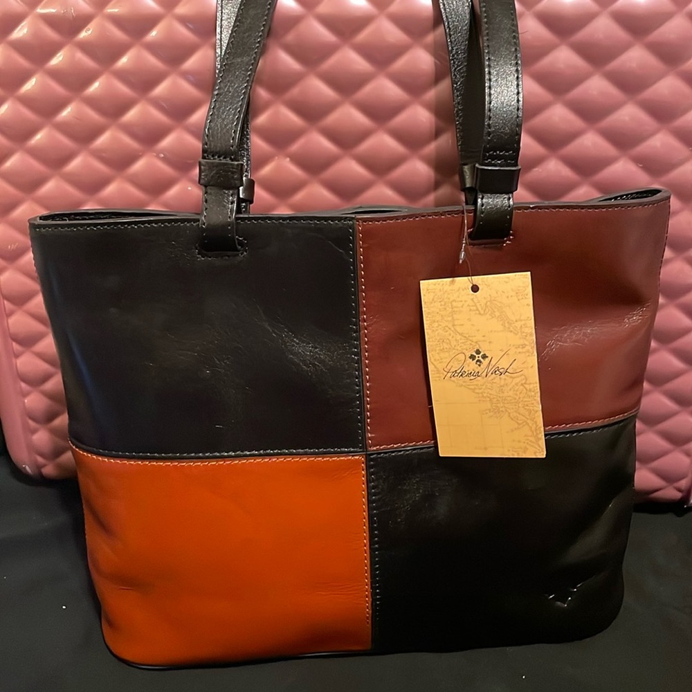 NWT PATRICIA NASH leather purse!! MAKE ME AN OFFER !